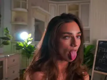 Chaturbate Best live sex cam show of dinacaguimbal
