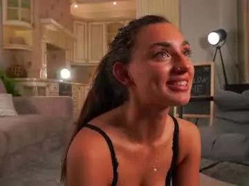 Chaturbate Live Sex Cam of dinacaguimbal