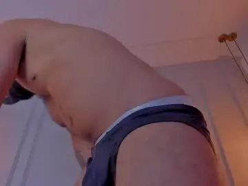 Chaturbate Free Live Porn of kylliamlevis