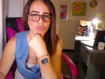 Chaturbate Best live sex cam show of danielle_rose_