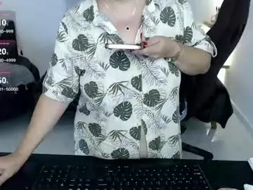 Chaturbate Live Porn of diva_milf