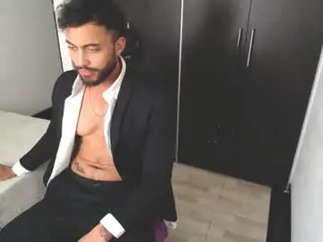 Chaturbate Best live sex cam show of claybrown_