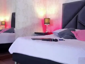 Chaturbate Watch Live Sex Cams of iris_bells
