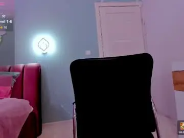 Chaturbate Live Sex Cam of lea_buns