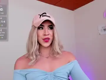 Chaturbate Best Webcam of alonehazel