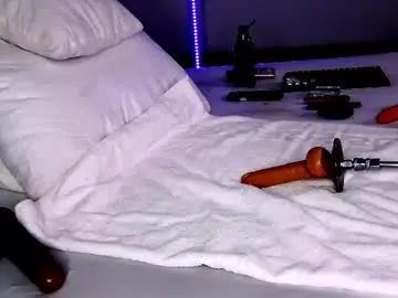 Chaturbate Best live sex cam show of dee_waters