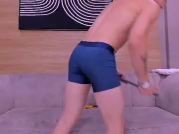 Chaturbate Live Porn of heteros_men