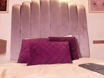 Chaturbate Watch Live Sex Cams of sky_caroline