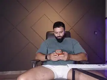 Chaturbate Nude Webcam of glennmasters
