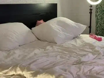 Chaturbate Live Porn of elli_harmon