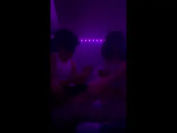 Chaturbate Watch Live Sex Cams of jus2lovers