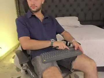 Chaturbate Sex Cam of maximusclark1_