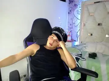Chaturbate Sex Cam of mathiass_twinkk_
