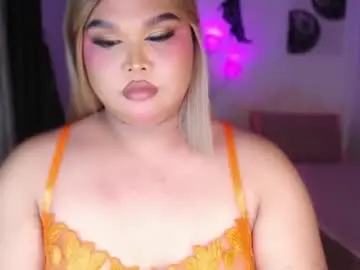 Chaturbate Live Sex Cam of ellise_husson