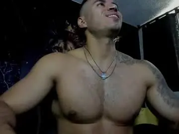 Chaturbate Live Sex Cam of litoxxx_cass