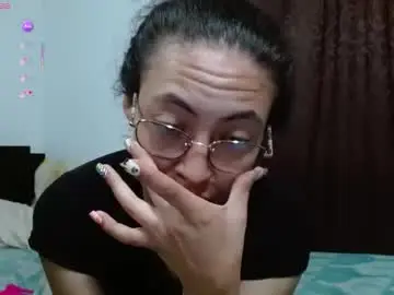 Chaturbate Free Porn Cam of amitlu_