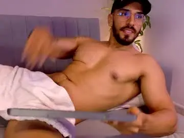 Chaturbate Sex Chat of tony_muscle1