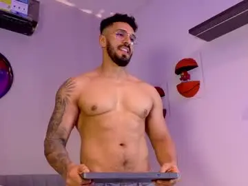 Chaturbate Adult Video Chat of tony_muscle1