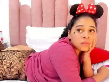 Chaturbate Nude Webcam of yara10_