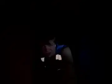 Chaturbate Live Porn of bobby72738