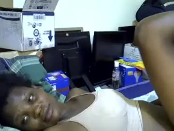Chaturbate Sex Cam of sexy_aliyahh