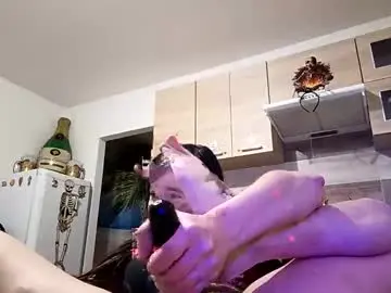Chaturbate Watch Live Sex Cams of awesome_fun_with_housewife