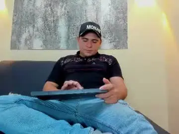 Chaturbate Sex Chat of theo_wood3