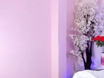 Chaturbate Nude Webcam of lauramartin1