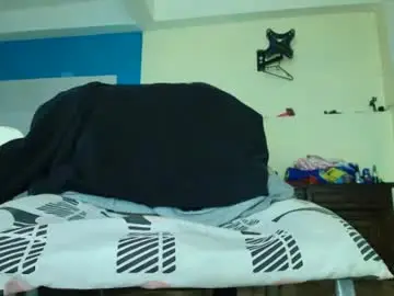 Chaturbate Live Sex Cam of lobo_cockk