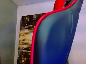 Chaturbate Best live sex cam show of alexgiraldo__