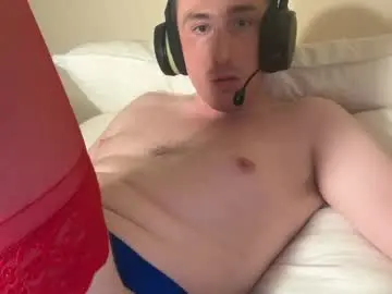 Chaturbate Sex Cam of racerboy17