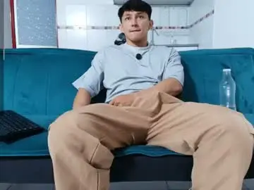 Chaturbate Best live sex cam show of jacques_cardiet