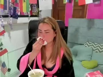 Chaturbate Best live sex cam show of julieta_star69