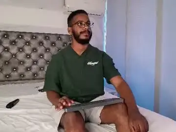 Chaturbate Live Sex Cam of dereckandjake