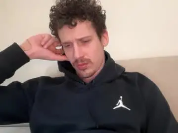 Chaturbate Free Porn Cam of johnylongstrokes