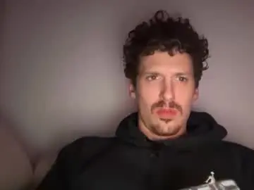 Chaturbate Sex Cam of johnylongstrokes