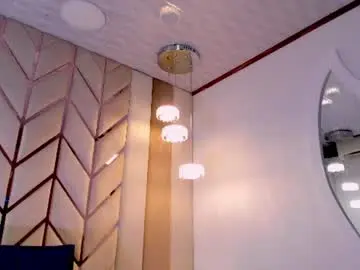 Chaturbate Free Live Porn of raven_luxx