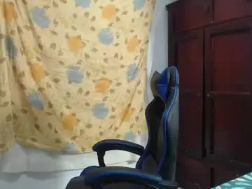 Chaturbate Watch Live Sex Cams of alice_julls