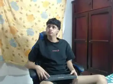 Chaturbate Live Sex of alice_julls