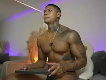 Chaturbate Best live sex cam show of diagostone