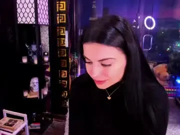 Chaturbate Free Live Porn of alma_pearl