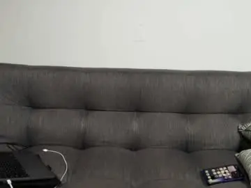 Chaturbate Best live sex cam show of midgettripod1