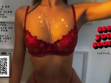 Chaturbate Free Live Porn of lucylia_