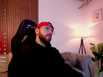Chaturbate Private Sex Chat of maximo_wolf1