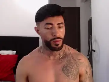 Chaturbate Sex Chat of maximus_golden