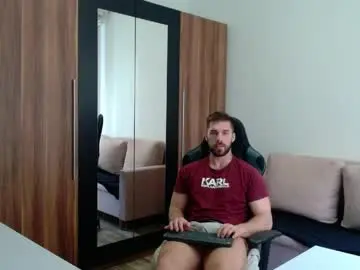 Chaturbate Best live sex cam show of darius_94