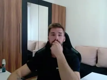 Chaturbate Sex Chat of darius_94