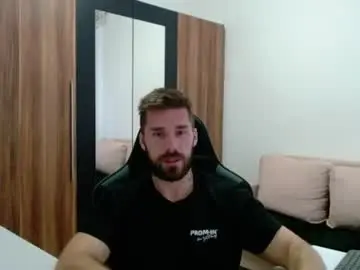 Chaturbate Adult Video Chat of darius_94