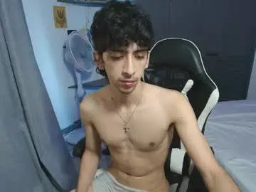 Chaturbate Free Live Porn of vittorio_cerati