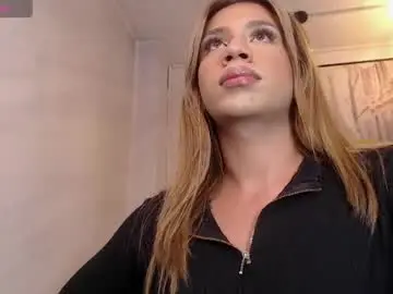Chaturbate Watch Live Sex Cams of evy_lux_v